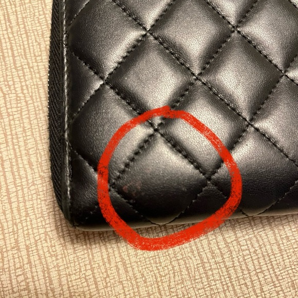 Chanel Black Quilted Lambskin Zippy Wallet - Picture 9 of 9